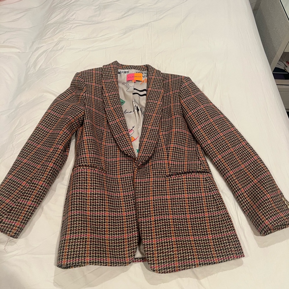 Vilagallo houndstooth tweed suit